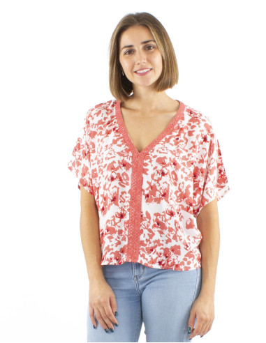 Viscose v-neck blouse with trim and Bali24 print